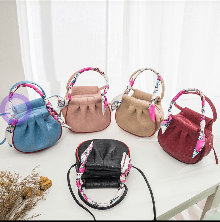 DUCHESS BAG
